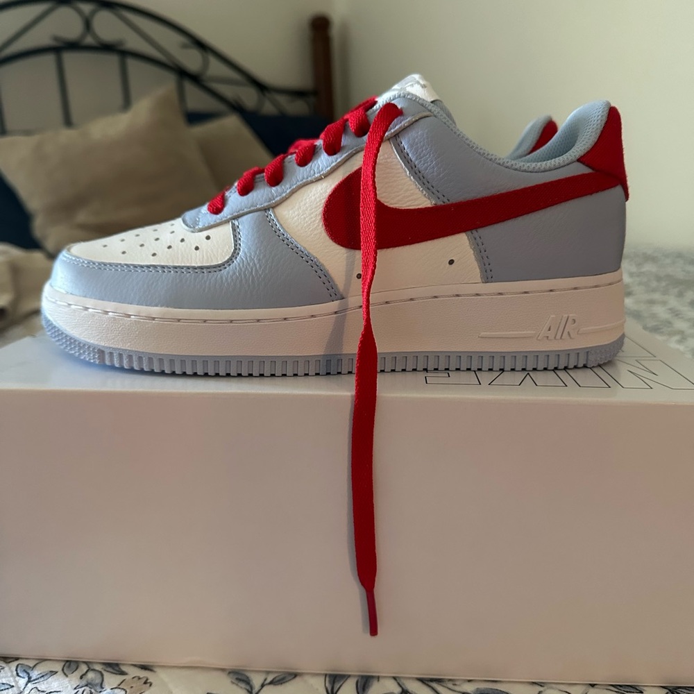 NWT Women’s Air Force 1 by You Size 7.5